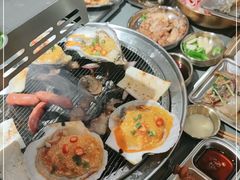 -围炉肉舍•炭烤活鳗•丹东海鲜烤肉(步行街店)