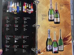 -范特西FANTASY量贩式KTV(民主广场店)
