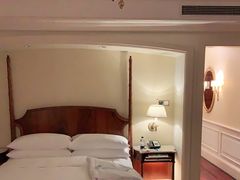 -广州富力丽思卡尔顿酒店