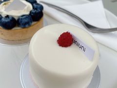 覆盆子蛋糕-UNIUNI(凯瑟琳广场店)