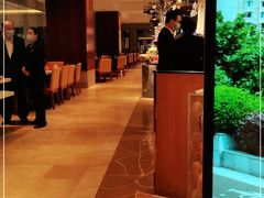 -怡咖啡海鲜自助餐厅(浦东香格里拉店)