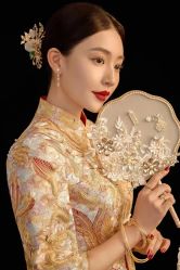-喜爱高定婚纱摄影