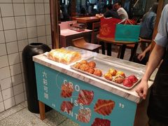 自助取餐区-乐艺哆·乐活烘焙(浦西万达店)