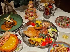 -Mogul Eatery·大亨餐酒馆