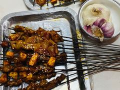 -马克力木手抓炕锅烤羊肉(盐湖一小区店)