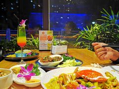 -暹罗酒肆泰餐厅酒吧