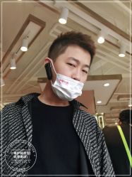 -一東造型烫发染发