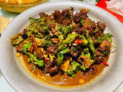 地锅老公鸡-大张烙馍村(绿地店)