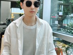 -逗号咖啡(信义荔山公馆店)