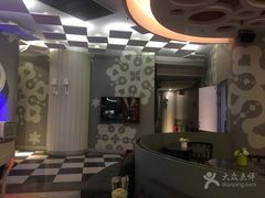 -米乐星世界KTV(汇智国际商业中心店)