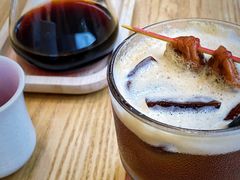 -逗号咖啡(信义荔山公馆店)