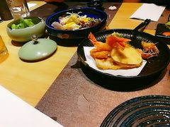 -樱花里音乐餐吧·牛扒椰子鸡(东圃店)