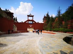 -彩色沙林风景区