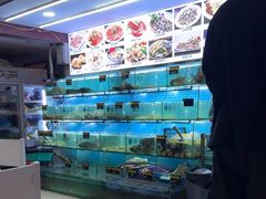 -覃记海鲜美食餐厅