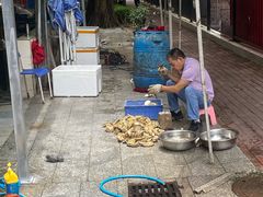 -花苑美食横琴生蚝火锅(拱北粤华路店)