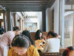 -鲤院·新中式美学·庭院餐厅(夫子庙店)