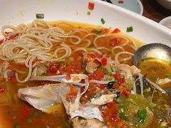 双色鸳鸯鱼头王-望湘园·洞庭渔宴(浦江欢乐颂店)
