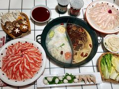 -伍师兄市井火锅(东部星悦天地店)