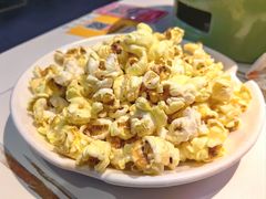 -阿瓦山寨·湘菜现炒·剁椒鱼头王(咸阳总店)