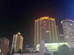 -观音桥步行街