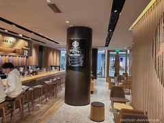 -星巴克臻选(济南恒隆店)
