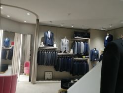 -Renee芮亦婚纱