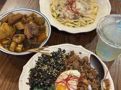 -CowCow其其·牛杂咖啡公司(六运店)
