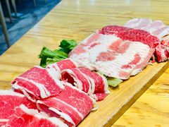 雪花猪肉-金顺韩式烤肉·网红烤肉店(广利路店)