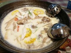 龙桥椰汁浸鸡-龙桥私厨·姜花菊花过桥鱼·顺德菜(容桂店)