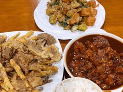 -三居鲁味坊黄焖鸡(山大路店)