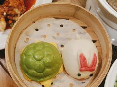 -乐忻皇朝(上海中心大厦店)