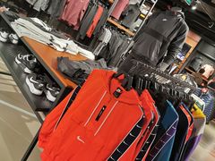 -耐克(恒隆广场店)