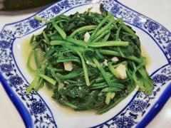 -鑫悦楼煎蟹·16年海鲜大排档