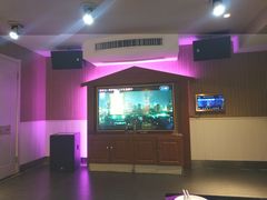 -唯爱KTV聚会餐厅(仙林东城汇店)