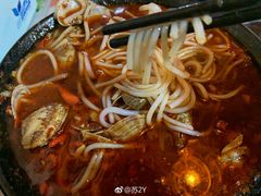 -老闵田螺馆·南昌特色小炒(梦时代店)