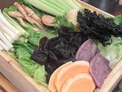 -十二舍·湯物素煮(江泰潤政店)