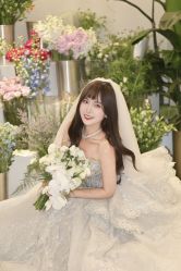 -城市花园婚纱摄影