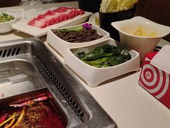 -海底捞火锅鲜切牛肉主题店(长寿路店)