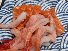 -金马门国际美食百汇(珞喻路店)