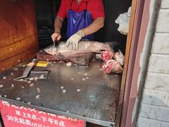 -梅记大块头爆鱼店(乍浦路店)