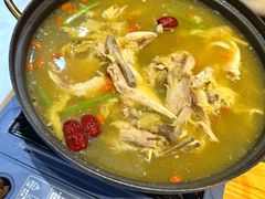 参鸡汤-延松朝鲜族料理