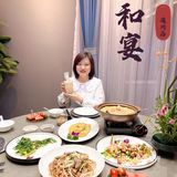 我能说来和宴吃饭特别钟情的是小熊奶茶吗？
