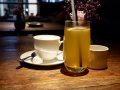 拿铁-Carbon莫卡哆·意大利复古集市餐厅(杭州大厦店)