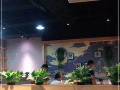 大堂-胡须佬鸡煲四季火锅(海雅缤纷城店)