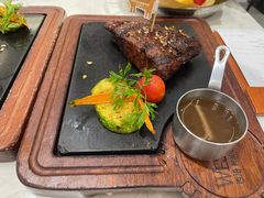 -西语炭烧牛排·西厨(滨湖万科里店)