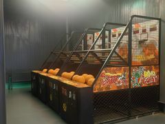-极限PLAY运动娱乐新世界·团建派对潮玩休闲馆·室内蹦极高空游乐园