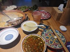 -洱火云南酸菜牛肉火锅(石景山当代商城店)