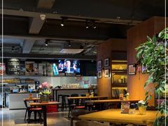 大堂-JINNS锦时 steak&pizza(浸信会礼拜堂旧址店)