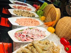 -四海一家自助餐(益田假日广场店)