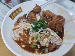 牛筋猪脑捞河-荔林食店(西华路店)